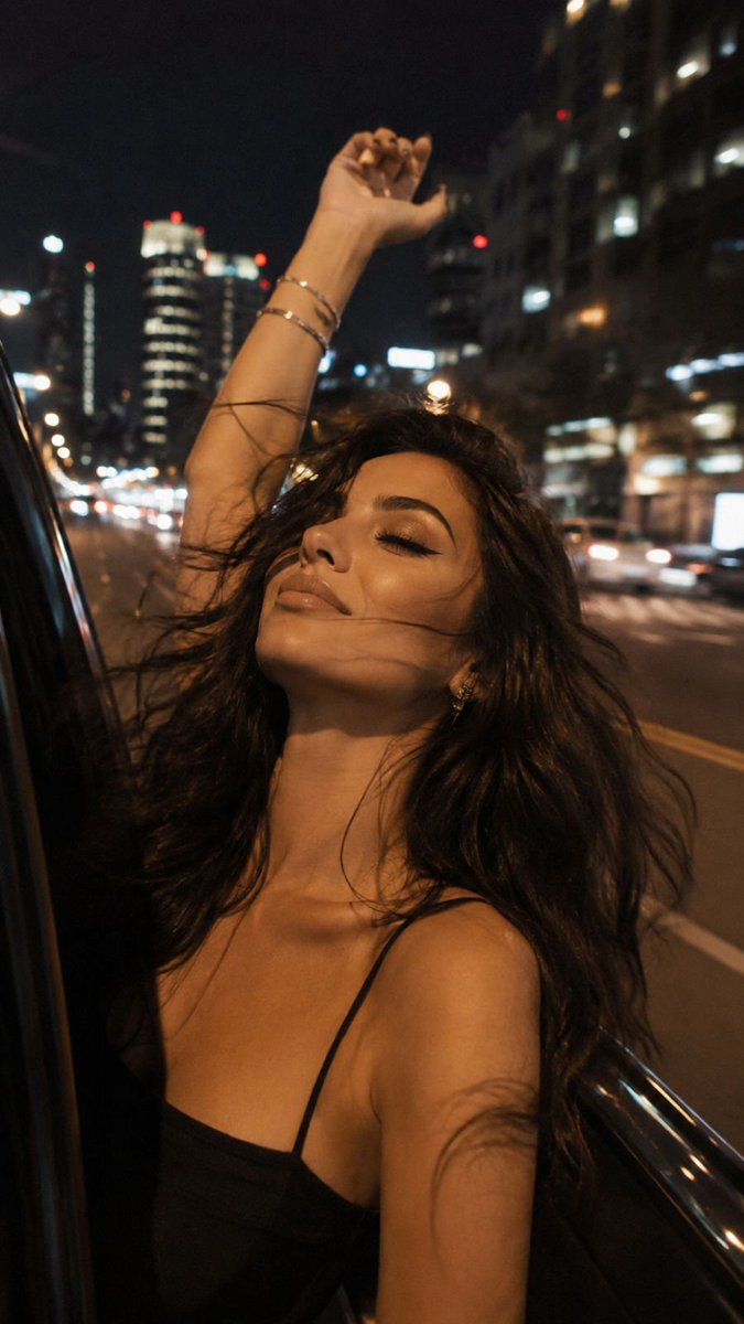 Candid Night Motion Portrait (1/2)